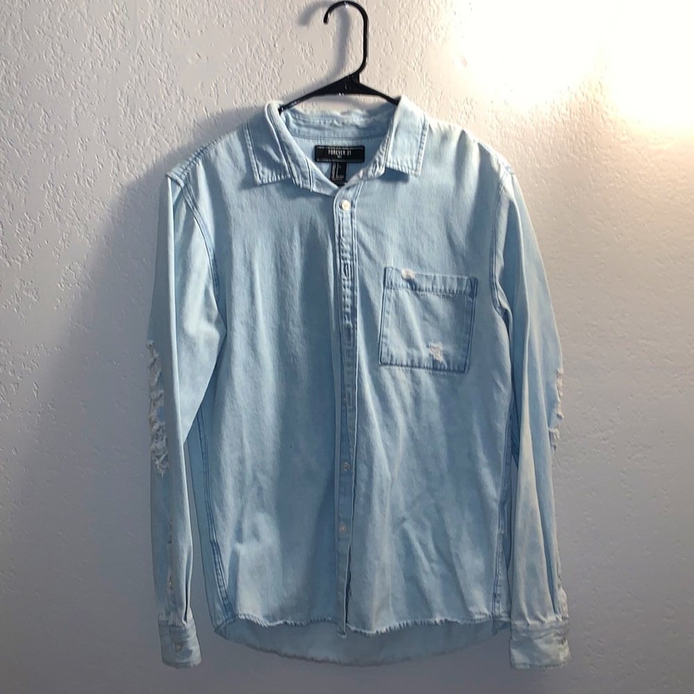 Forever21 Men’s Distressed Button Up